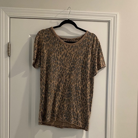 Free People Animal Print tee shirt - Picture 1 of 3